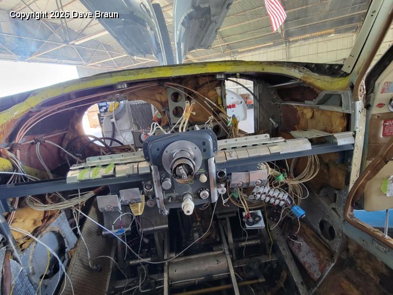 2024-04-04 15.16.25.jpg - Cleaned up wiring ready for transfer to new breakers.
