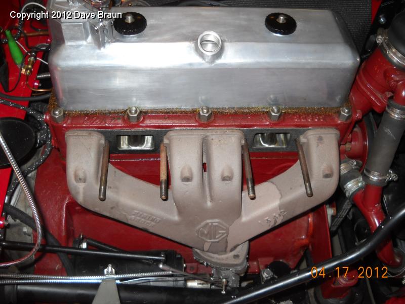 Intake manifold missing nut 01.jpg