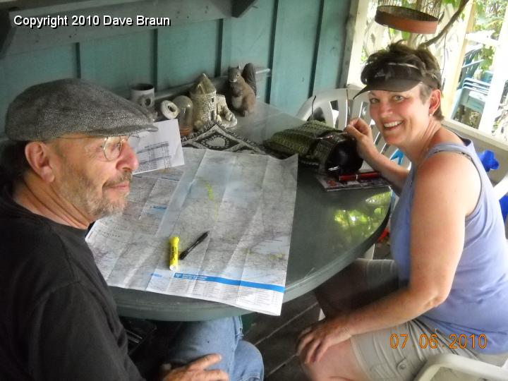 DSCN0950.JPG - Gordon and Diane plotting our next leg of the trip. They decided on the Bruce peninsula.