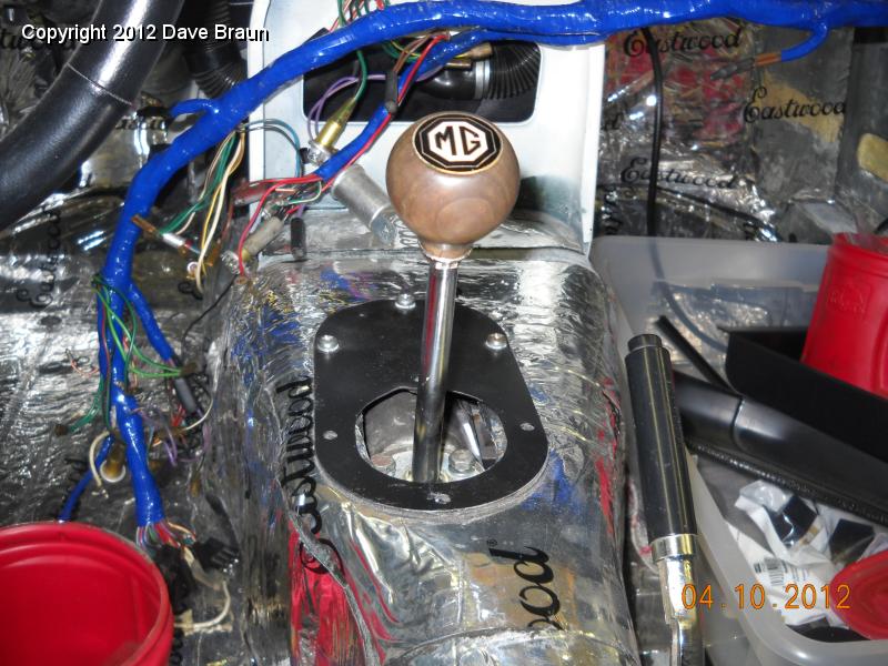 Gearbox lever install 03.jpg