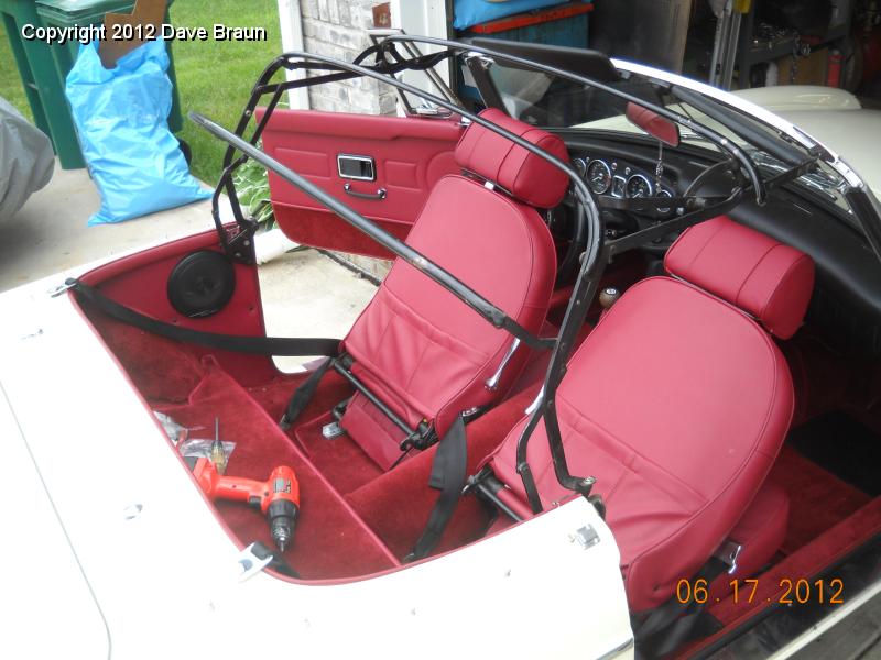 Test fitting hood sticks 01.jpg