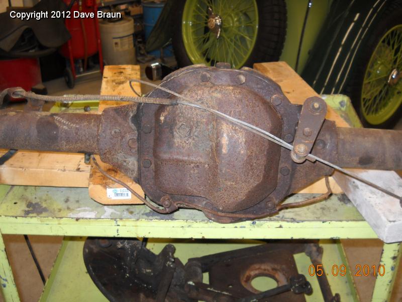 Removing axles and backing plates rear axle 07.jpg