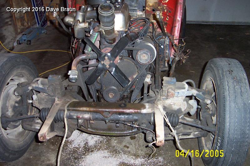 Radiator mount location.JPG - Another radiator mount bracket view. I'm publishing these for others who get confused on the orientation of the bracket.