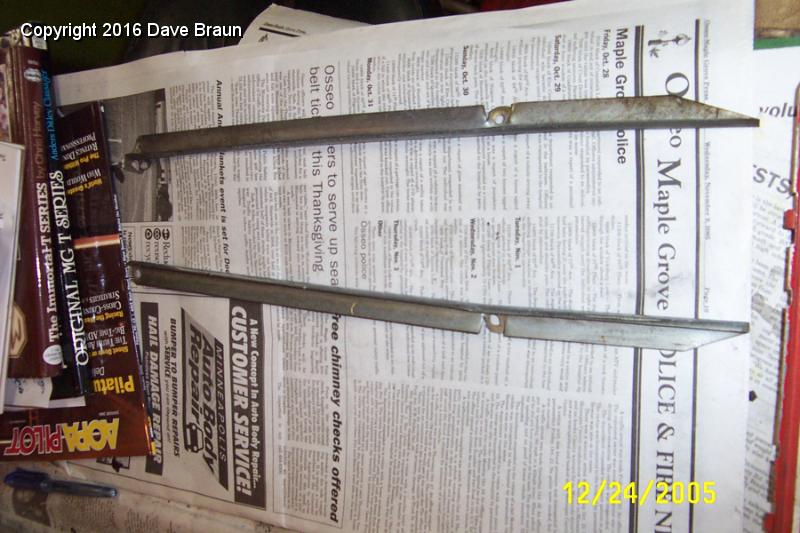 outboard slats come out before main slat frame.JPG - Outboard slats removed.