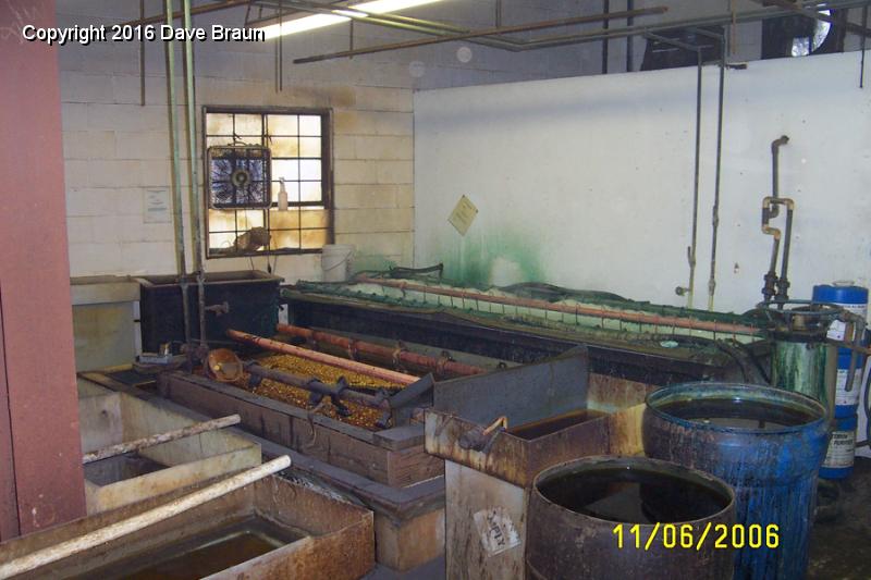 J&D Plating clean and fast.JPG - Clean, well lit J&D Plating.